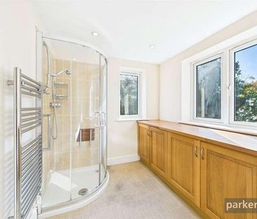 Carlile Gardens, Twyford, Berkshire, RG10 - Photo 6