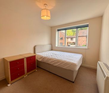 2 bed apartment to rent in School Lane, Avon Court School Lane, CV8 - Photo 2