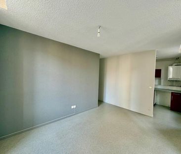 APPARTEMENT T2 A LOUER A ROANNE - CENTRE VILLE - Photo 6