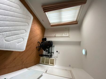 Room 5, Broomfield Road - Photo 3