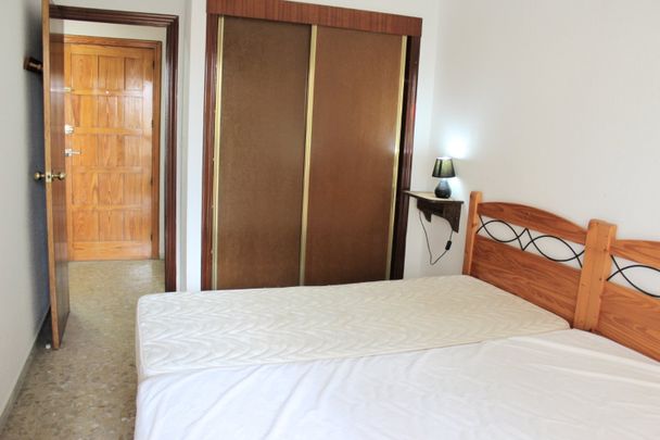 Apartment, swimming pool, parking, glazed terrace, close to all amenities. - Photo 1