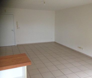 location Appartement T2 DE 43.98m² À MERVILLE - Photo 2