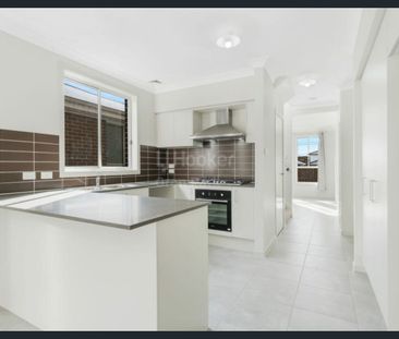 STYLISH FAMILY HOME - Photo 1