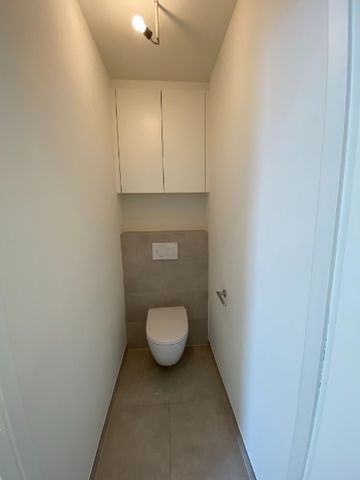 GELIJKVLOERS 2 SLPK. APPARTEMENT (+-90m²) MET GARAGE CENTRUM GEEL - Foto 3