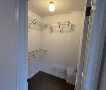 For Lease - 461 Blackburn Drive Unit# 72, Brantford, Ontario - Photo 5