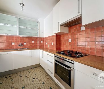 -slaapkamerappartement met balkon in Chatelain te huur - Photo 2