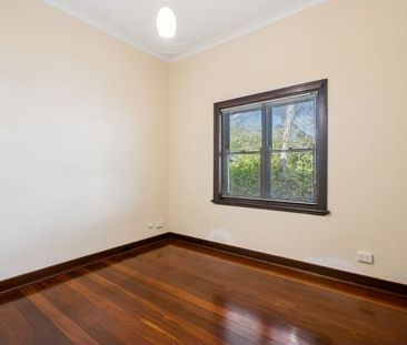 Classic Fremantle Charm with Bonus Studio - SHORT TERM LEASE ONLY - Photo 3
