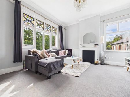 3 bedroom apartment to rent - Photo 2