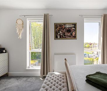 3 bedroom terraced house to rent - Photo 5