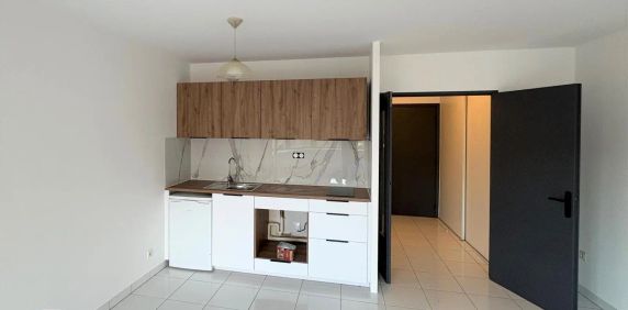 Appartement à louer 1 pièce 37.39m² - Photo 2