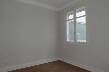 Location Appartement 3 pièces 85m² BAYONNE 64100 - Photo 4