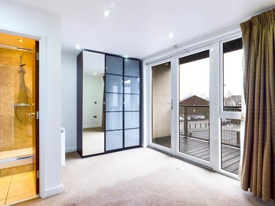 2 bedroom flat to rent - Photo 1