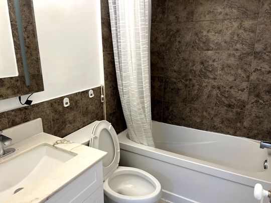 For Lease - 46 Ilfracombe Crescent, Toronto, Ontario - Photo 1