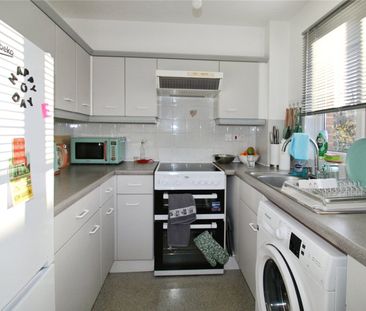 Hopwood Close, London, SW17 0AG - Photo 3