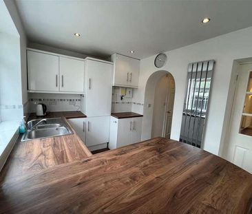 Tanyrallt Avenue, Litchard, Bridgend, CF31 - Photo 4