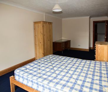 5 bedroom semi-detached house to rent - Photo 6