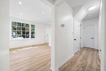 For Lease - 132 Homewood Avenue, Toronto, Ontario - Photo 3