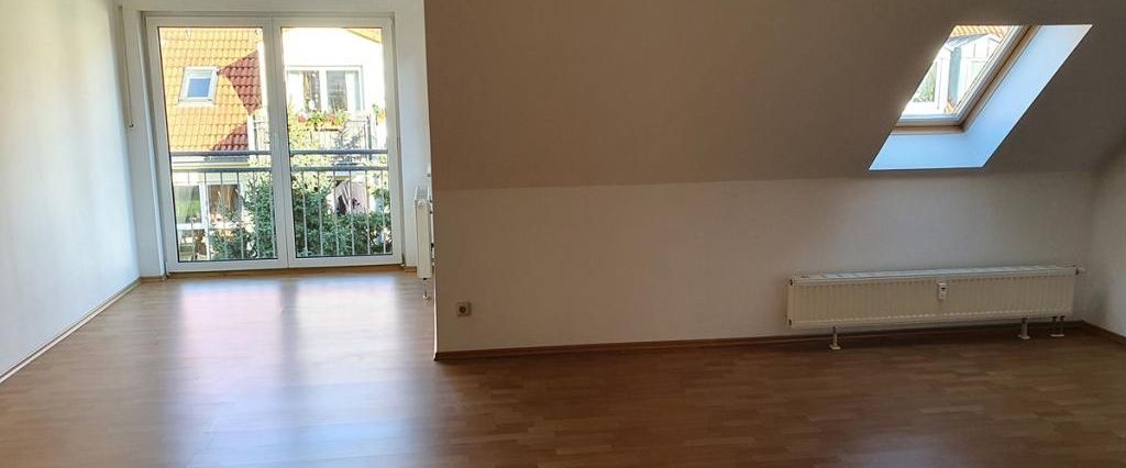 Wohlfühl-1-RW im 2.OG/DG in südlicher, idyllischer Stadtrandlage von Gera. - Photo 1