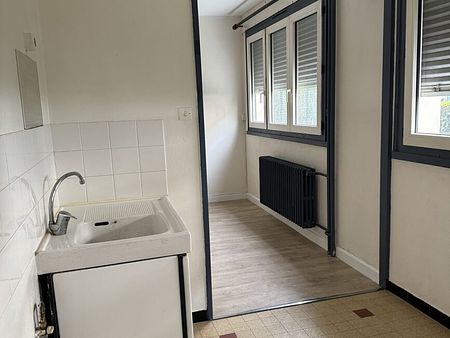 Appartement - 1 pièce - 30 m² - Saint-Étienne - Photo 4