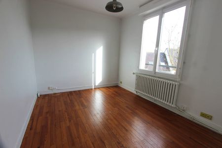 UNE COQUETTE MAISON DE QUARTIER, SECTEUR CORNIGUEL. - Photo 3