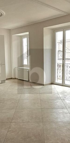 RÉNOVÉ À PROXIMITÉ DU CENTRE-VILLE - Foto 1