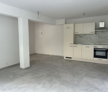 Lumineux appartement de 2.5 pièces entièrement rénové à Ardon - Photo 1