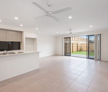 Modern Comfort & Low-Maintenance Living in the Heart of Springfield - Photo 6
