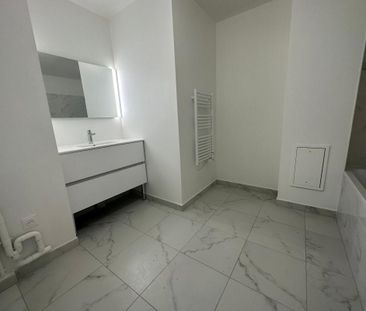 Location Appartement 2 pièces 69m² CHATENAY MALABRY 92290 - Photo 2