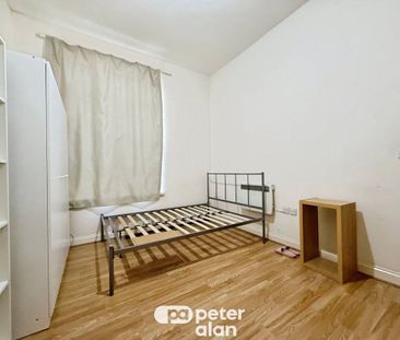 Newport Road, CARDIFF - Photo 4