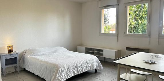 Location Appartement 1 pièce Meublé 31m² DAX 40100 - Photo 2