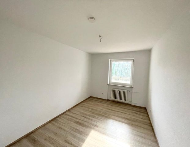 Ab 4 Personen nur mit WBS! Mit Aufzug und Balkon! Schöne 3-Zimmer-Wohnung in Lendringsen - Photo 1