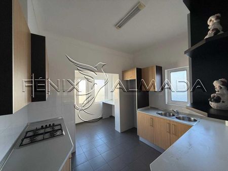 Apartamento T2 em Setúbal - Photo 2