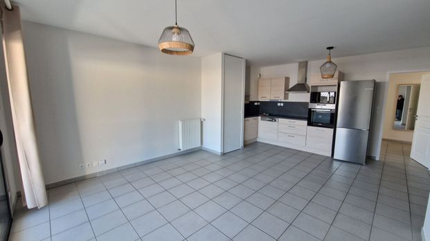 Location Appartement 2 pièces 54m² - Photo 1