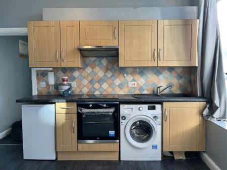 1 bedroom apartment to rent - Photo 5