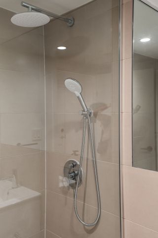 798 Richmond Street West - Photo 3