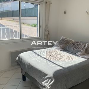 APPARTEMENT MEUBLE 3 PIECES - HYERES - Photo 2