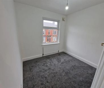 2 bed flat to rent in Simonside Terrace, Heaton - Photo 3