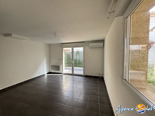 Location Maison 2 pièces 39m² FLEURY 11560 - Photo 1