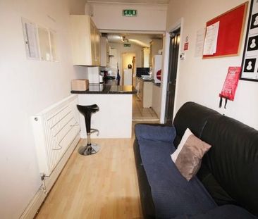 19 Vine Street, Lincoln, Lincolnshhire, LN2 5HZ - Photo 1