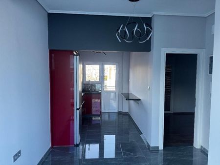 Ενοικίαση κατοικίας, 45 τ.μ., Πειραιάς, 600 € - Photo 2