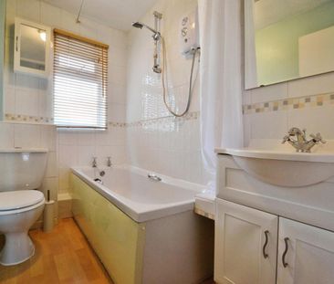 2 bedroom House To Let - Photo 2