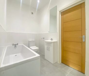 Room To Let - Photo 3