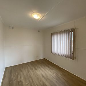 Modern Granny Flat - Photo 2