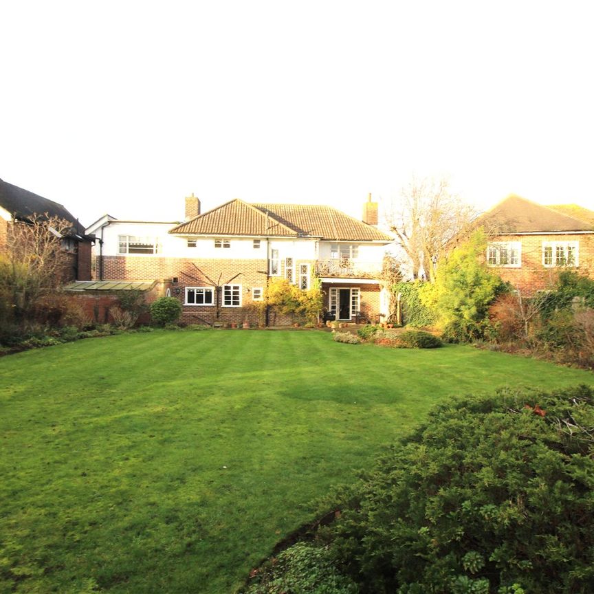 5 bedroom house to rent - Photo 1