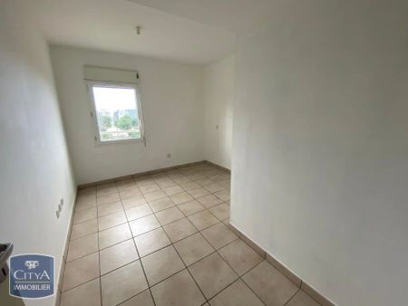 Appartement à louer 4 pièces 82.83m² - Photo 3