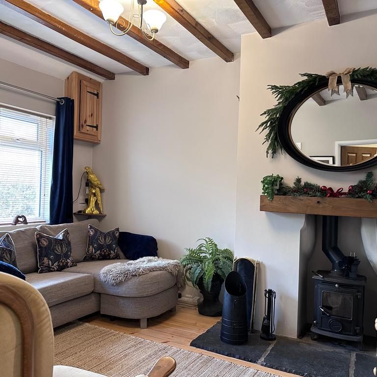 2 bedroom cottage to rent - Photo 1