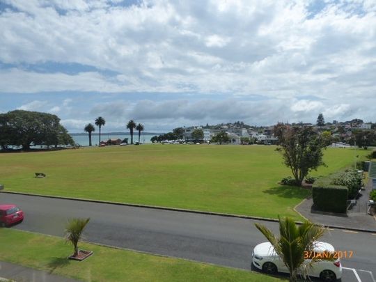 1ST FLOOR APARTMENT - PARK & SEA VIEWS - Photo 1