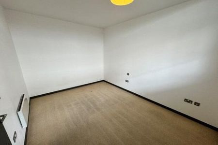 Abbey Park Road, Leicester, LE4 - Photo 3