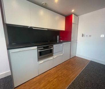 2 bedroom flat to rent - Photo 6