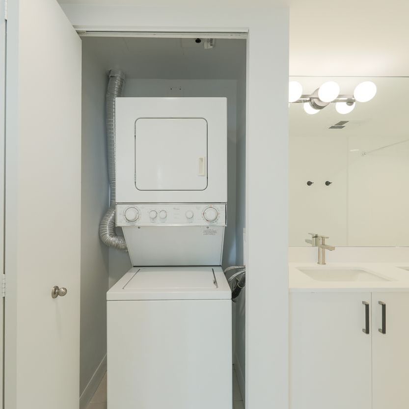 For Lease - 33 Sheppard Avenue Unit# 2300, Toronto, Ontario - Photo 1